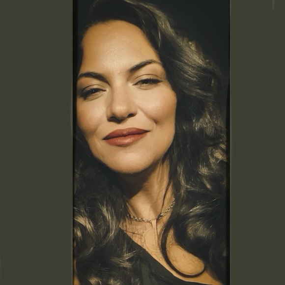 Alia from Balia Boutique - Picture 1 of 7